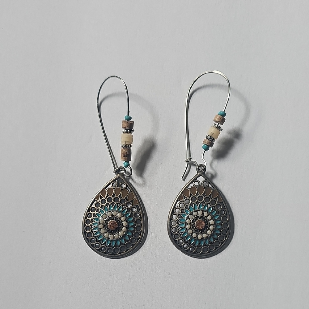 Elegant Silver and Turquoise Earrings